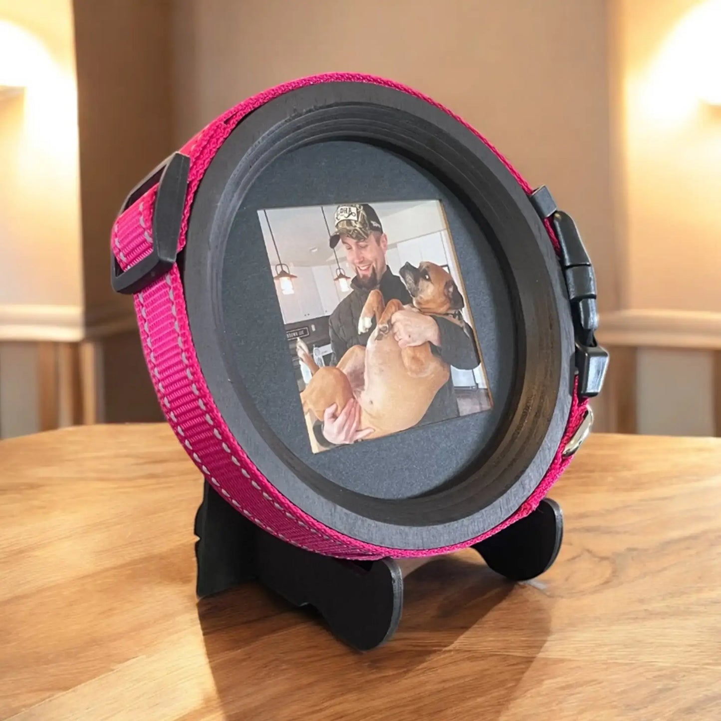 Medium Dog Collar Picture Frame - "The Beagle"