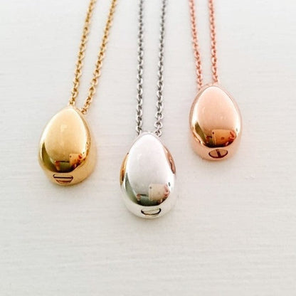 The Hepburn Teardrop Pet Cremation Necklace