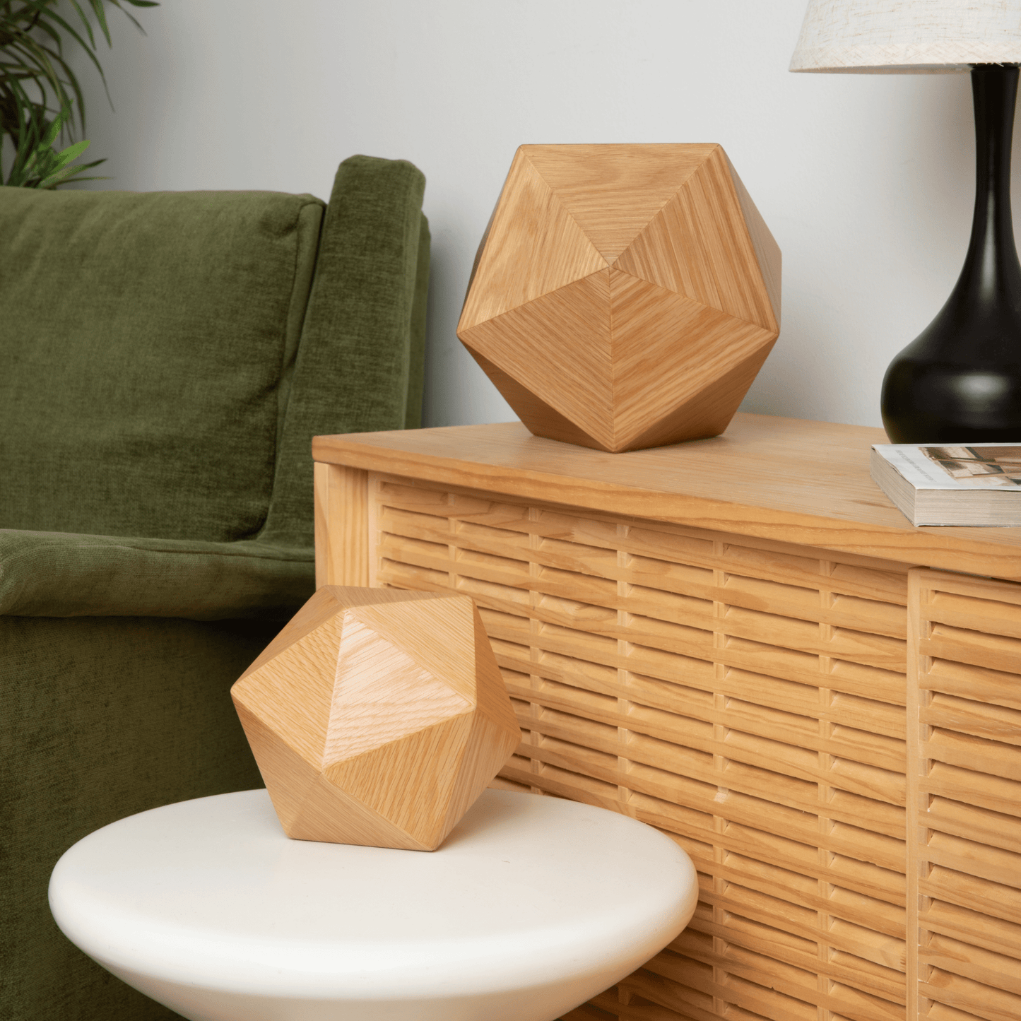 The Bleecker Pet Urn (Oak) - Love, Baxter