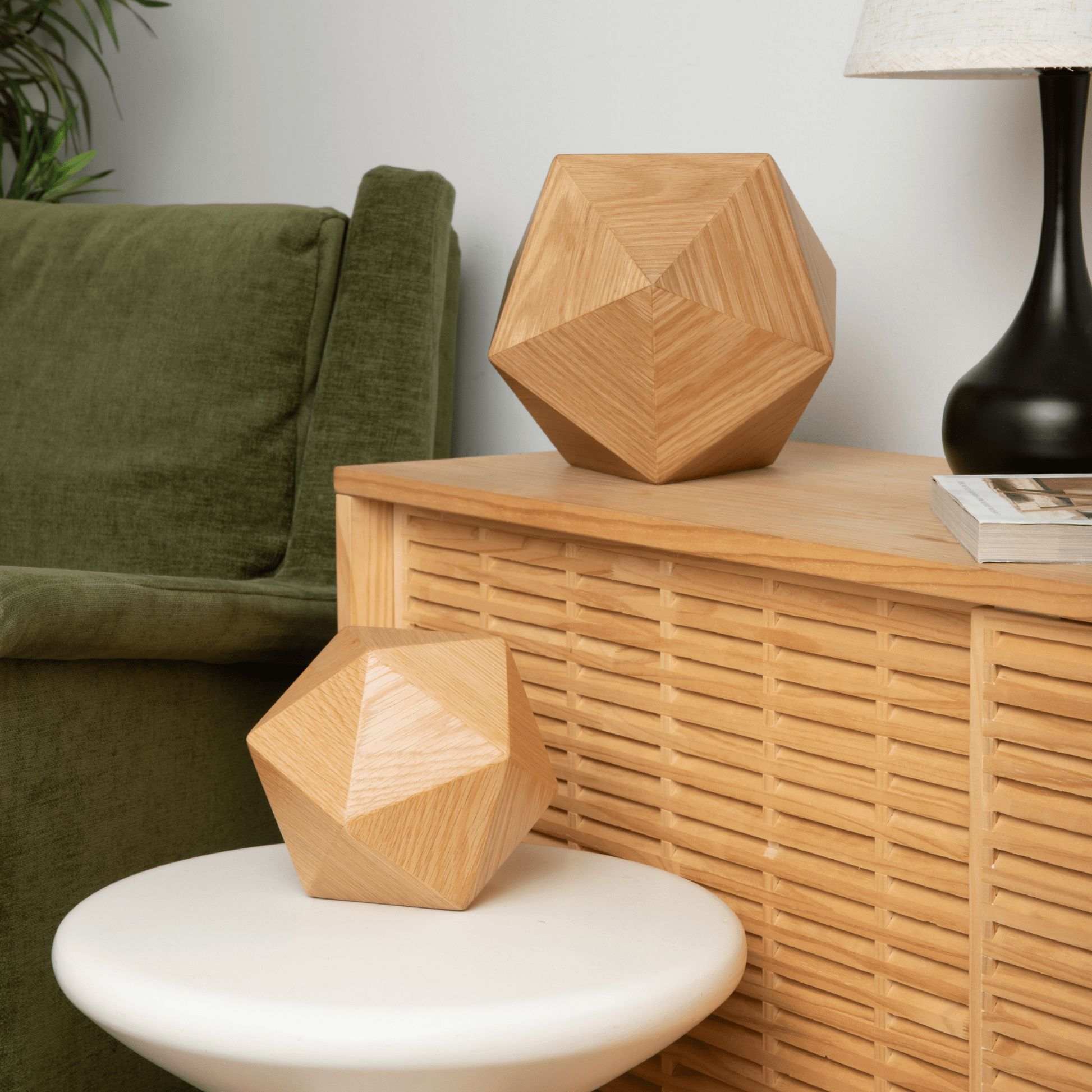 The Bleecker Pet Urn (Oak) - Love, Baxter